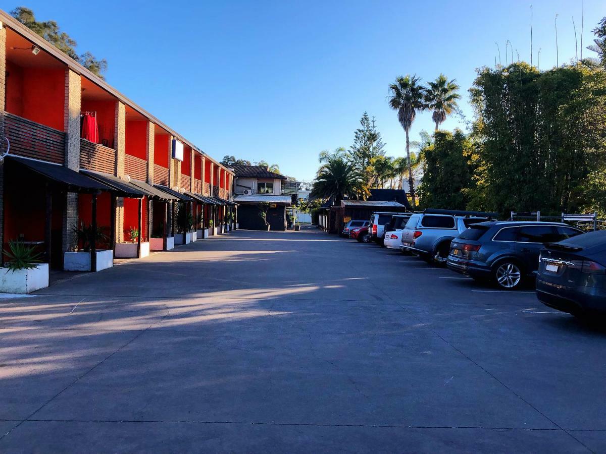 Central Jetty Motel Entrance Bagian luar foto
